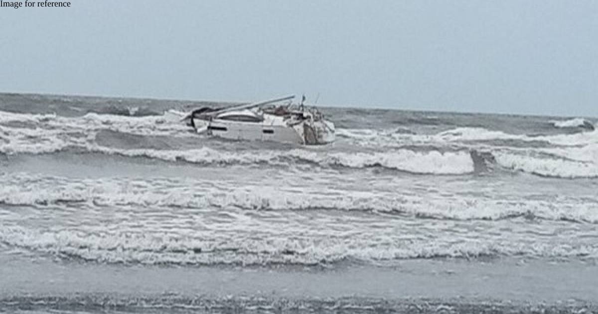Maharashtra: Boat with explosives found near Harihareshwar Beach in Raigad